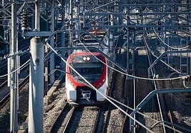 Muere electrocutado un trabajador mientras realizaba el mantenimiento en la catenaria de un tren en Castellón