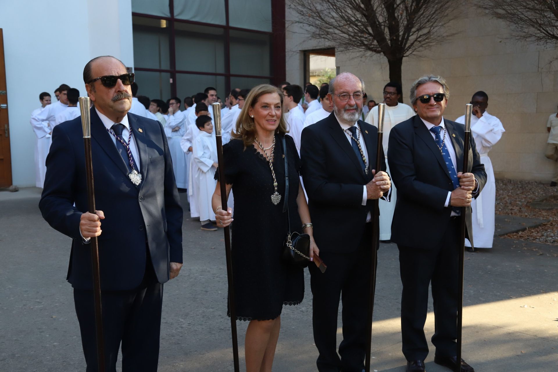 La multitudinaria procesión y la misa con Jesús Sacramentado en la Plaza de toros de Córdoba, en imágenes
