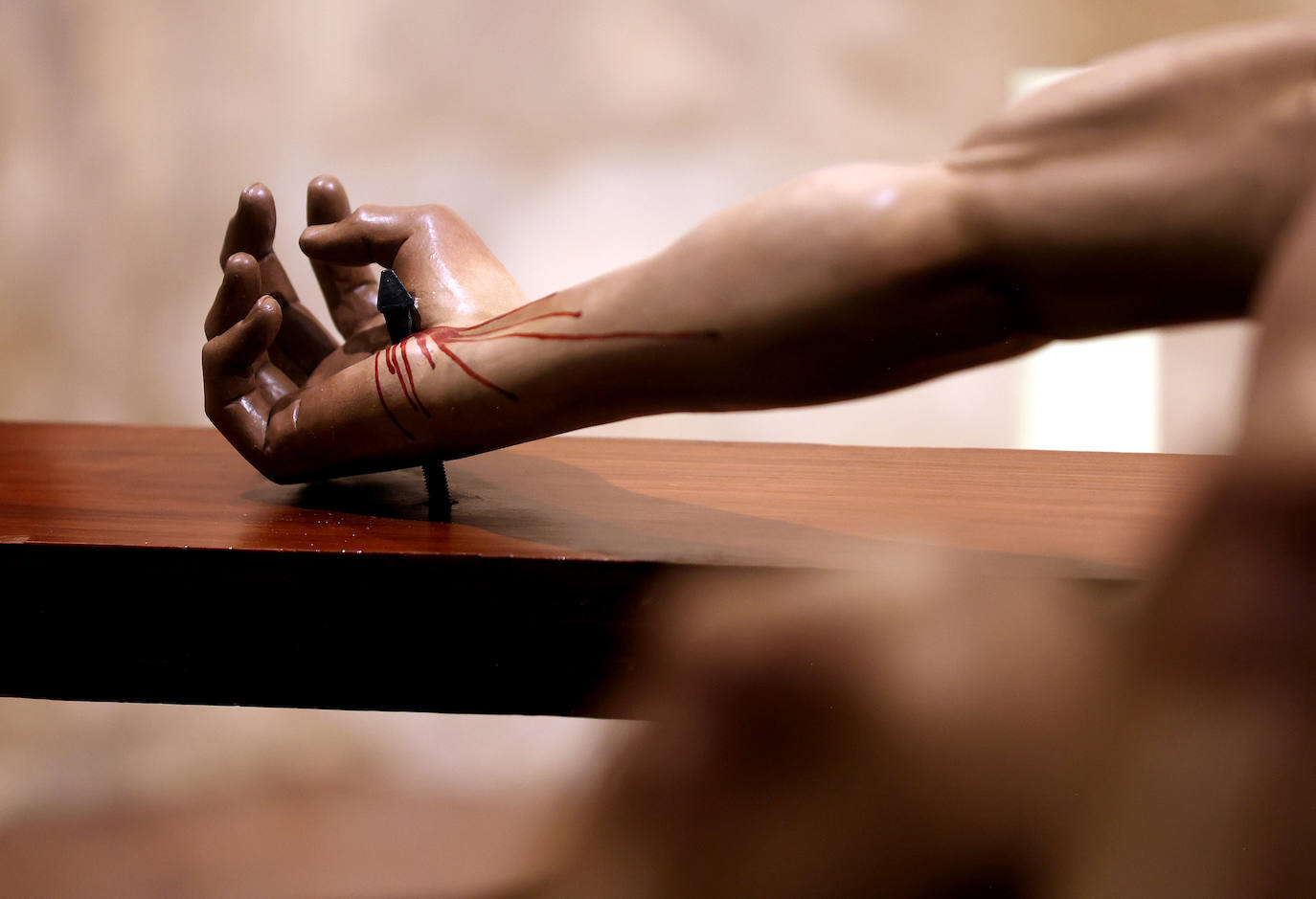 Las cofradías de la provincia esperan el Vía Crucis Magno en Córdoba, en imágenes