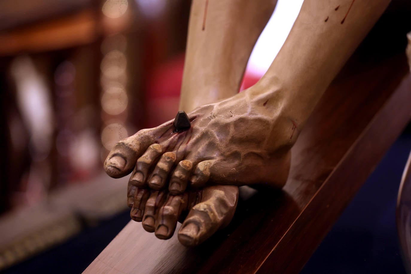 Las cofradías de la provincia esperan el Vía Crucis Magno en Córdoba, en imágenes