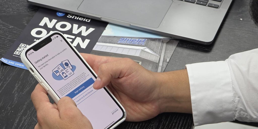 Una competición de estudiantes adolescentes los reta a gestionar criptomonedas y otras finanzas