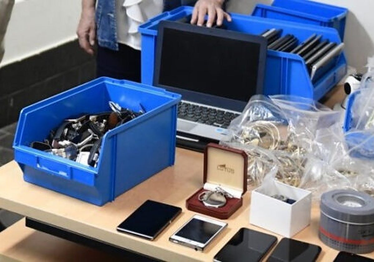 Dispositivos electrónicos de la Oficina de Objetos Perdidos del Ayuntamiento de Madrid