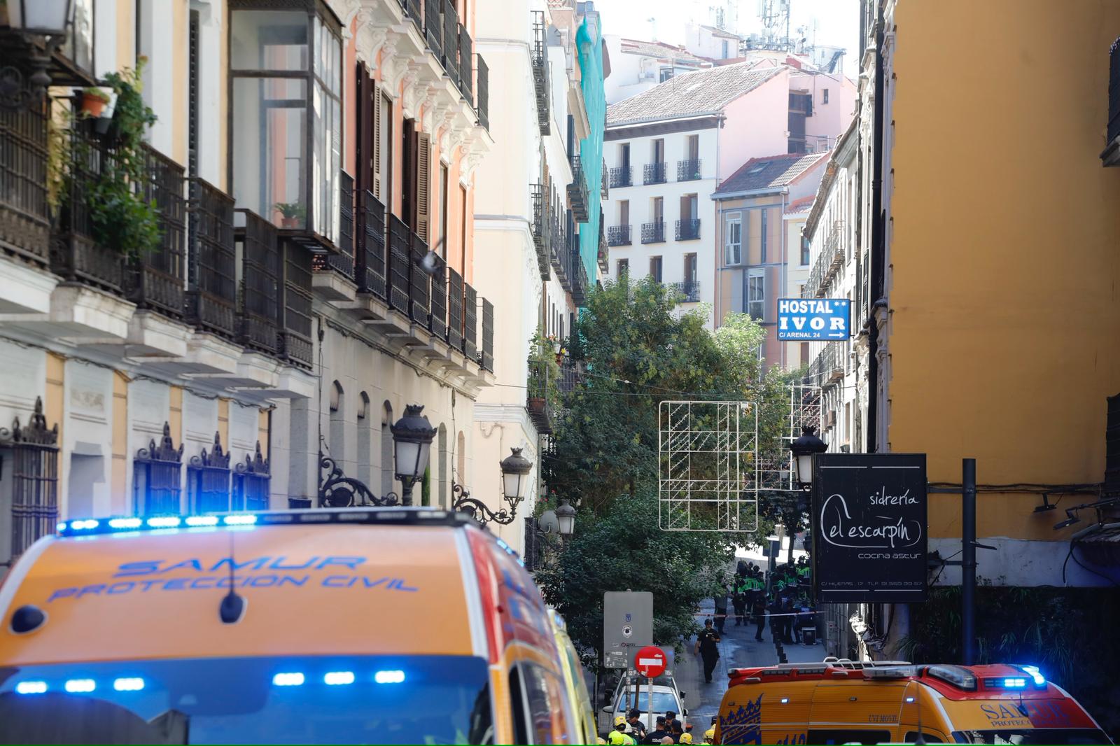 Calle Hileras, en la que se ha producido el derrumbe del edificio