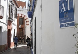 Condenado a prisión por estafar 70.000 euros a su amigo en un proyecto de apartamentos turísticos en Córdoba