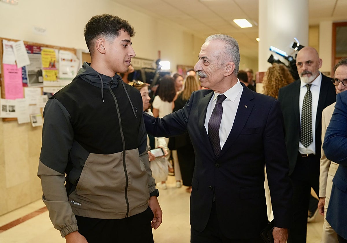 Visita del embajador de Palestina en España a la Universidad de Valladolid