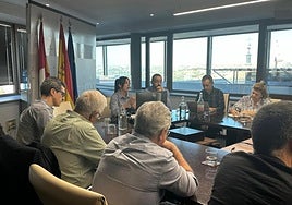 Constituida la Mesa Técnica del Sector Lechero para potenciar la competitividad de la ganadería de la leche