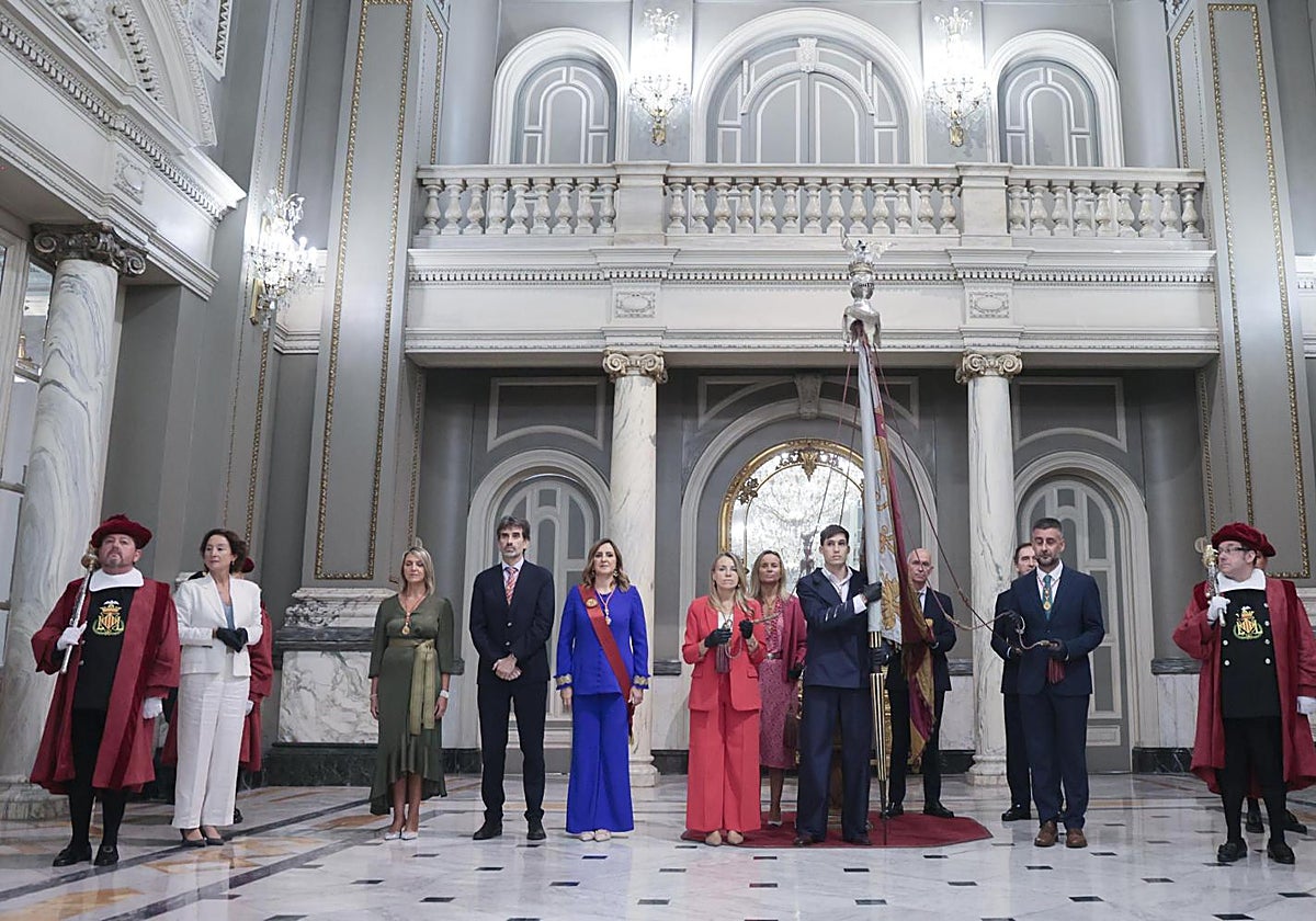 Imagen del acto solemne del Ayuntamiento de Valencia por el 9 de octubre
