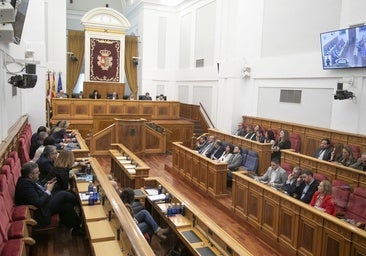 Tractores, coches antiguos y obras de arte: el sorprendente patrimonio de los diputados de Castilla-La Mancha