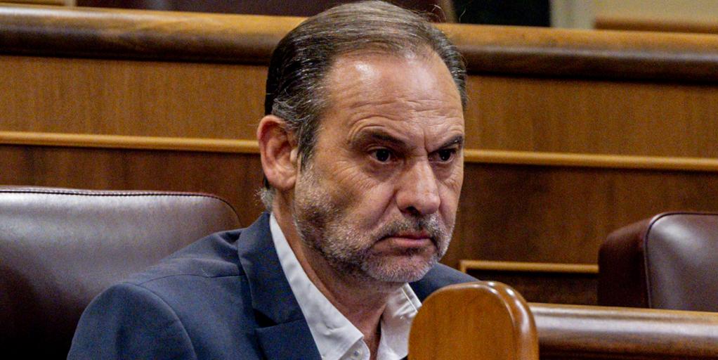 Quién es quién en el caso Ábalos: el entorno del exministro al que salpica la trama
