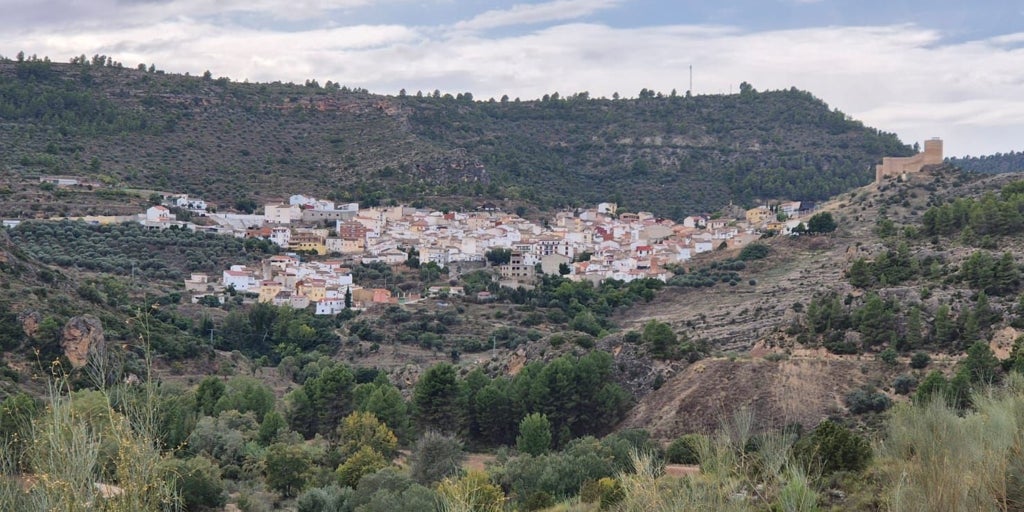 Nace en Enguídanos una agrupación de la España vaciada para reactivar la vida social, económica y vecinal del municipio