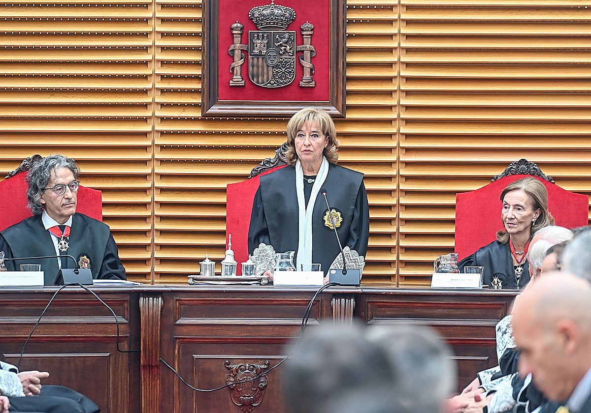 La presidenta del TSJ de Castilla y León, Ana del Ser, durante la apertura del año judicial en Burgos