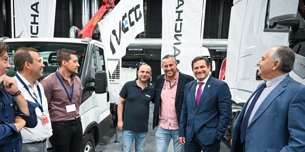 Valverde reivindica Fecirauto y Fecirtruck como «motor de negocio y desarrollo» para Ciudad Real
