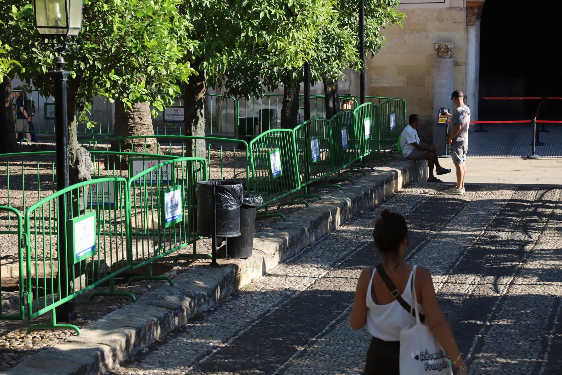 Los preparativos del Vía Crucis Magno de Córdoba, en imágenes