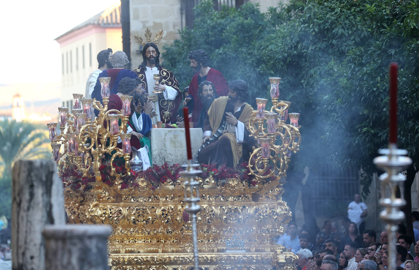 Las mejores imágenes del Vía Crucis Magno de Córdoba
