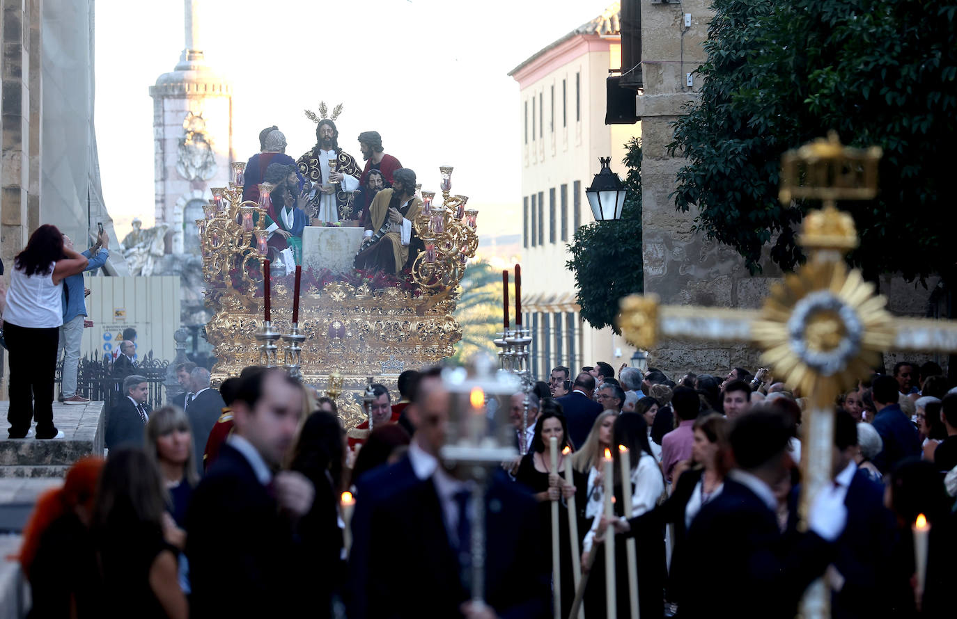 Las mejores imágenes del Vía Crucis Magno de Córdoba