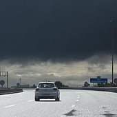 Carreteras cortadas y situación del metro en Valencia este domingo por el temporal de la dana Alice