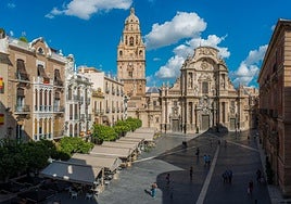 Los barrios más ricos y más pobres de Murcia: más de 30.000 euros de diferencia según el código postal de la zona