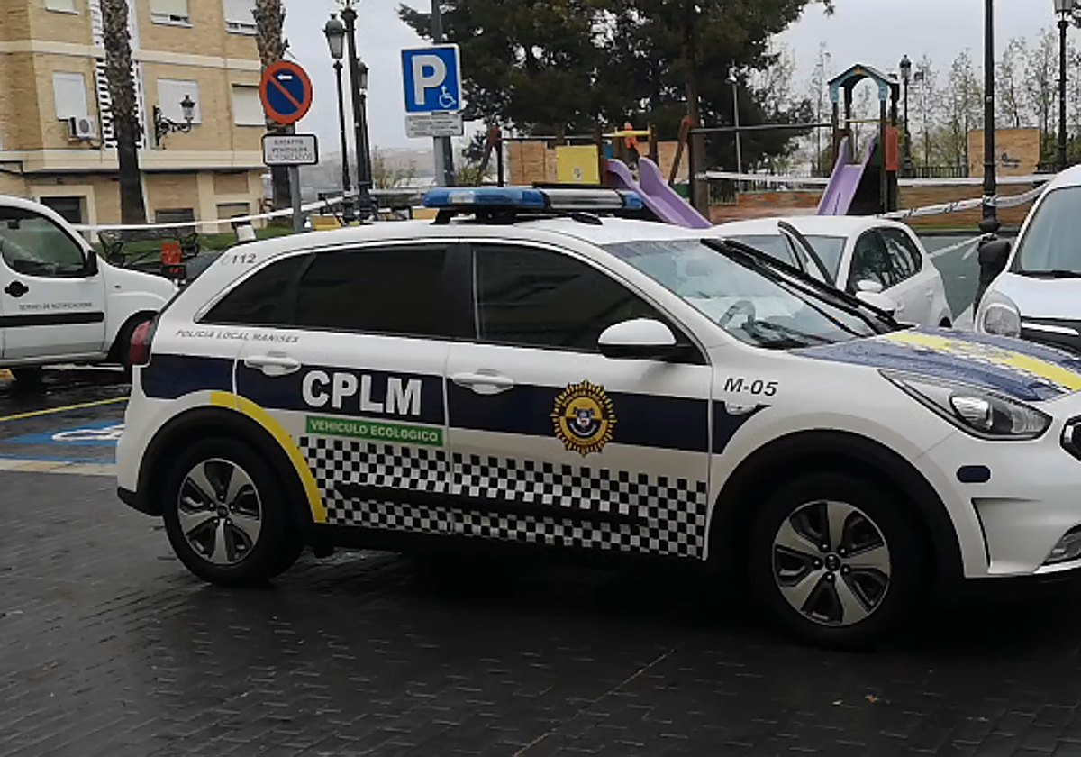 Imagen de archivo de un coche patrulla de la Policía Local de Manises