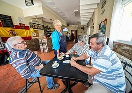 Los bares son el último bastión que resiste en la España rural