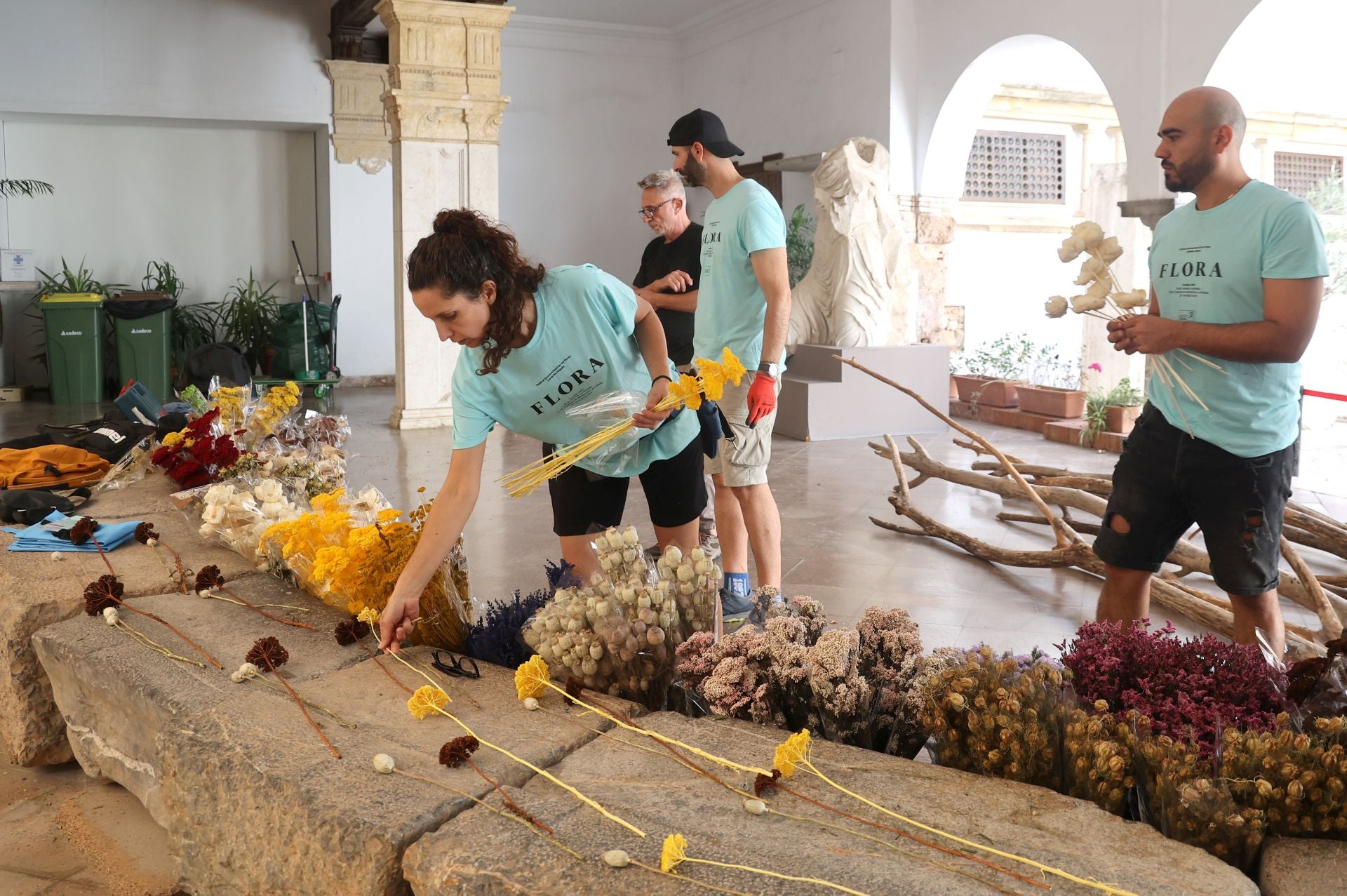 El arranque del montaje de Flora 2025, en imágenes