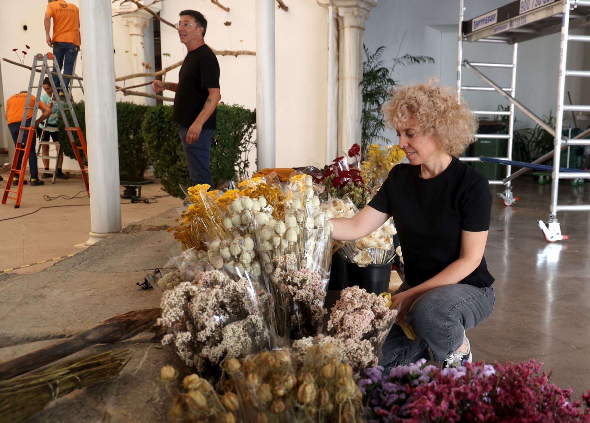 El arranque del montaje de Flora 2025, en imágenes