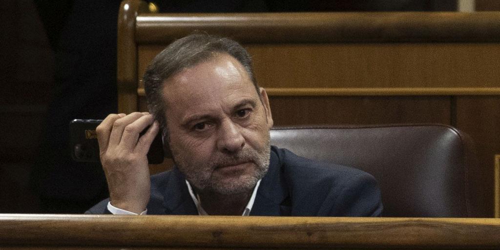 Ábalos rompe con su abogado a dos días de su declaración ante el Supremo