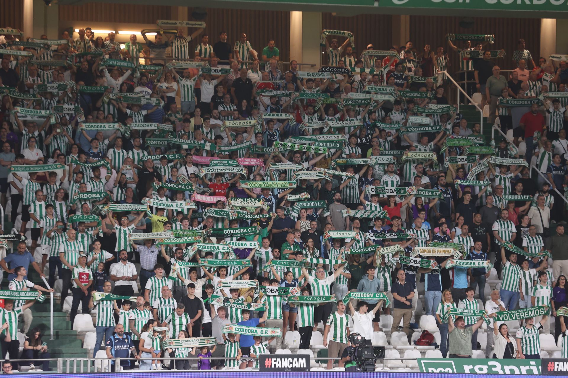 El Córdoba CF-Cultural Leonesa, en imágenes