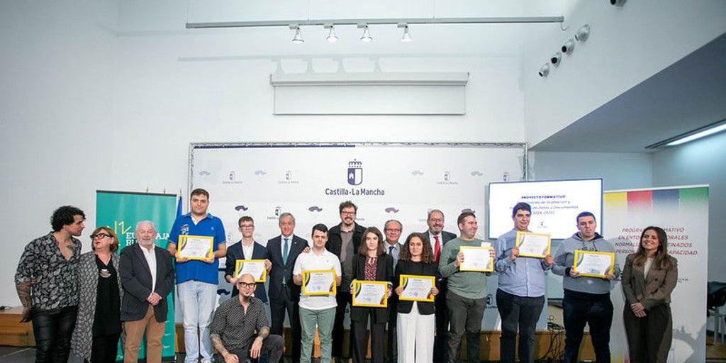 Eurocaja Rural y Junta celebran 12 años formando a jóvenes con discapacidad intelectual en digitalización documental