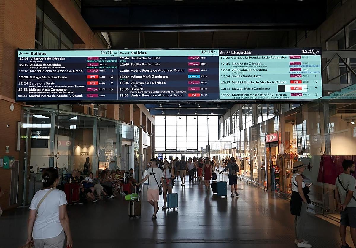 Retrasos en los trenes de alta velocidad con parada en Córdoba por una nueva incidencia