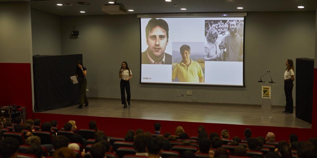 Talleres en colegios de Madrid contra el olvido del terrorismo de ETA: «No sabía todo lo que hizo. Es importante que llegue a las aulas»
