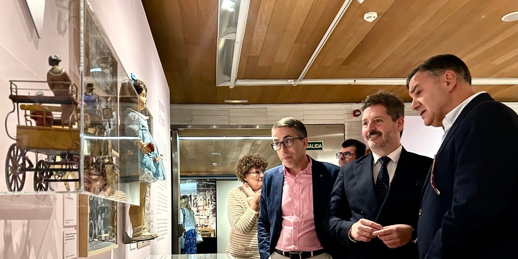 Revivir la niñez y los juegos del siglo XX gracias a la exposición '¡Me lo pido! Juguetes en el Madrid de nuestra infancia'