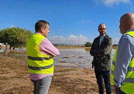 La Diputación de Albacete trabaja para restablecer la normalidad en la AB-300 cuando se reduzca el embalsamiento del terreno