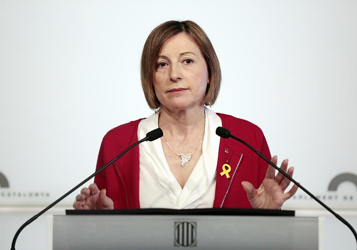 Carme Forcadell, durante la rueda de prensa de enero de 2018 anunciando que no optaría a repetir como presidenta del Parlament