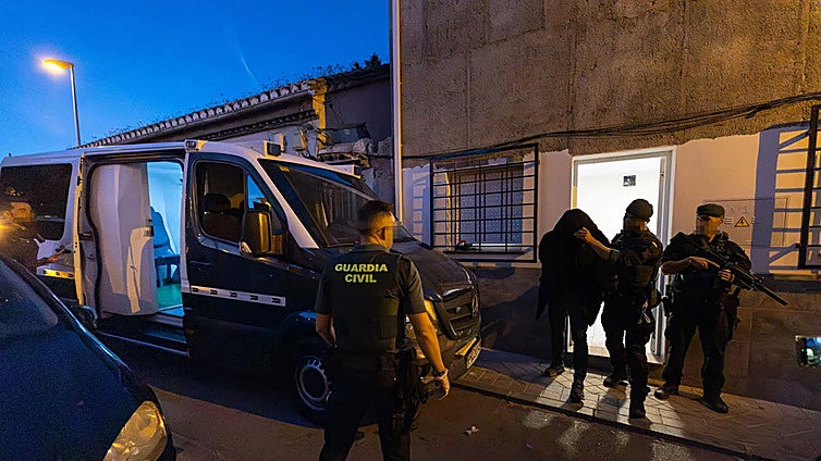 La Guardia Civil se incauta en Granada de 16.000 plantas de marihuana en una operación con 25 detenidos