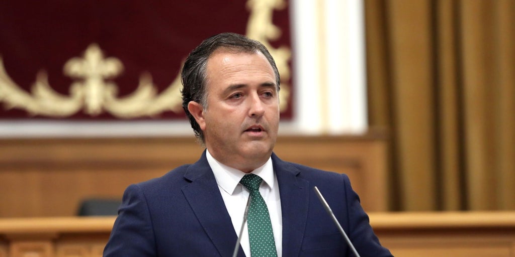 Tensión en el Debate sobre el Estado de la Región: Page se niega a dar la réplica a Vox tras ser acusado de pertenecer a una «banda criminal»