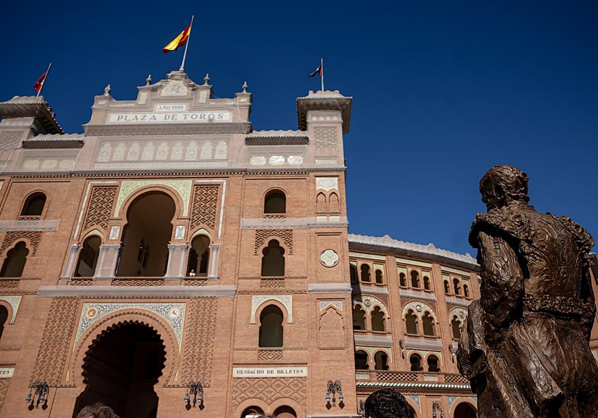 Fachada de la plaza de toros de Las Ventas