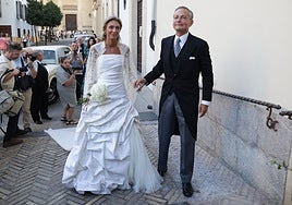 La boda de Hugo Hernández-Mancha y María Luisa Arróspide en Córdoba, en imágenes