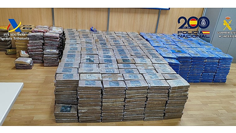 Dos toneladas de cocaína en el puerto de Valencia de una banda con un arcón de acero macizo para eludir el escáner