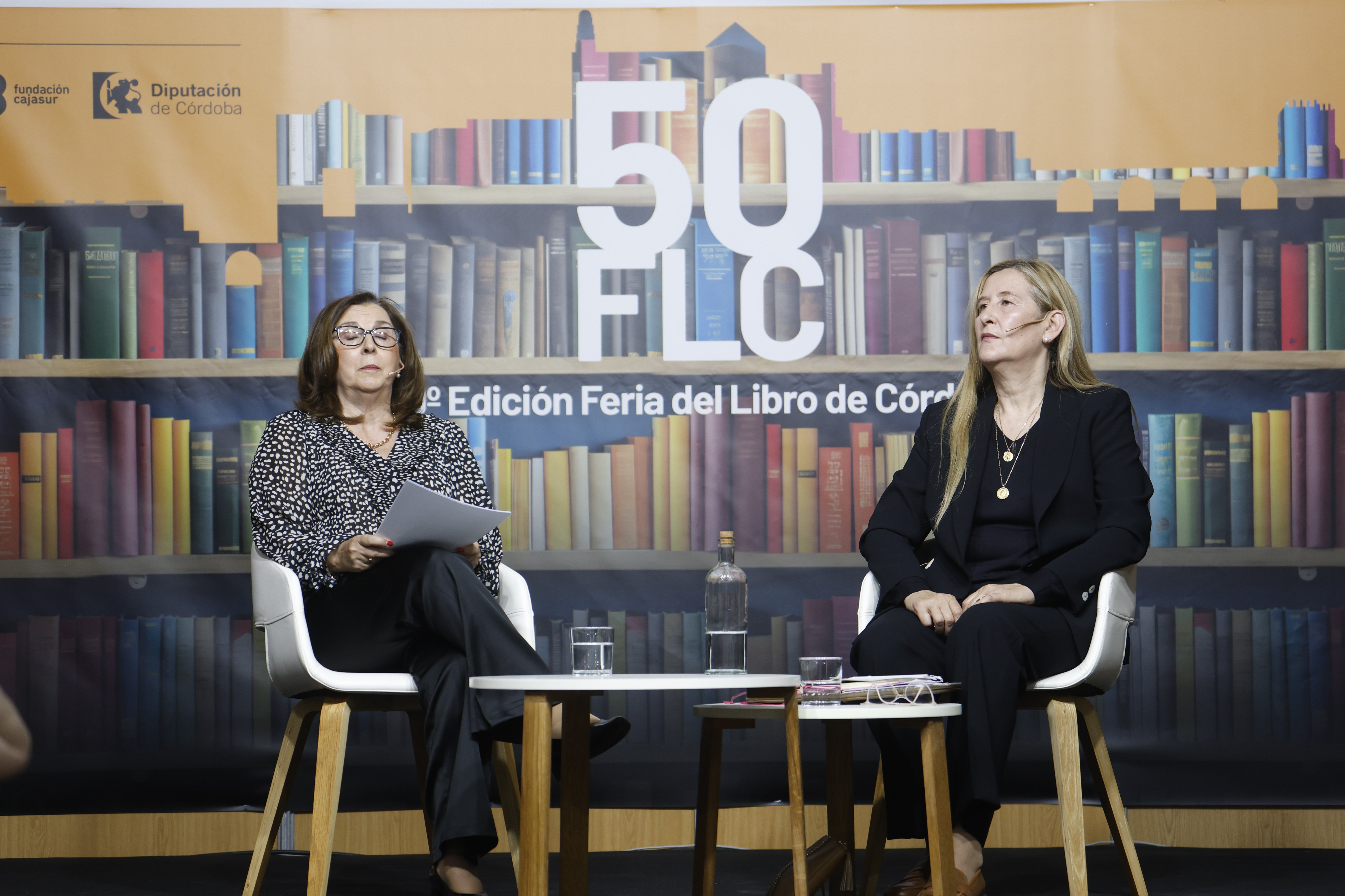 El estreno de la Feria del Libro de Córdoba con Luz Gabás, en imágenes