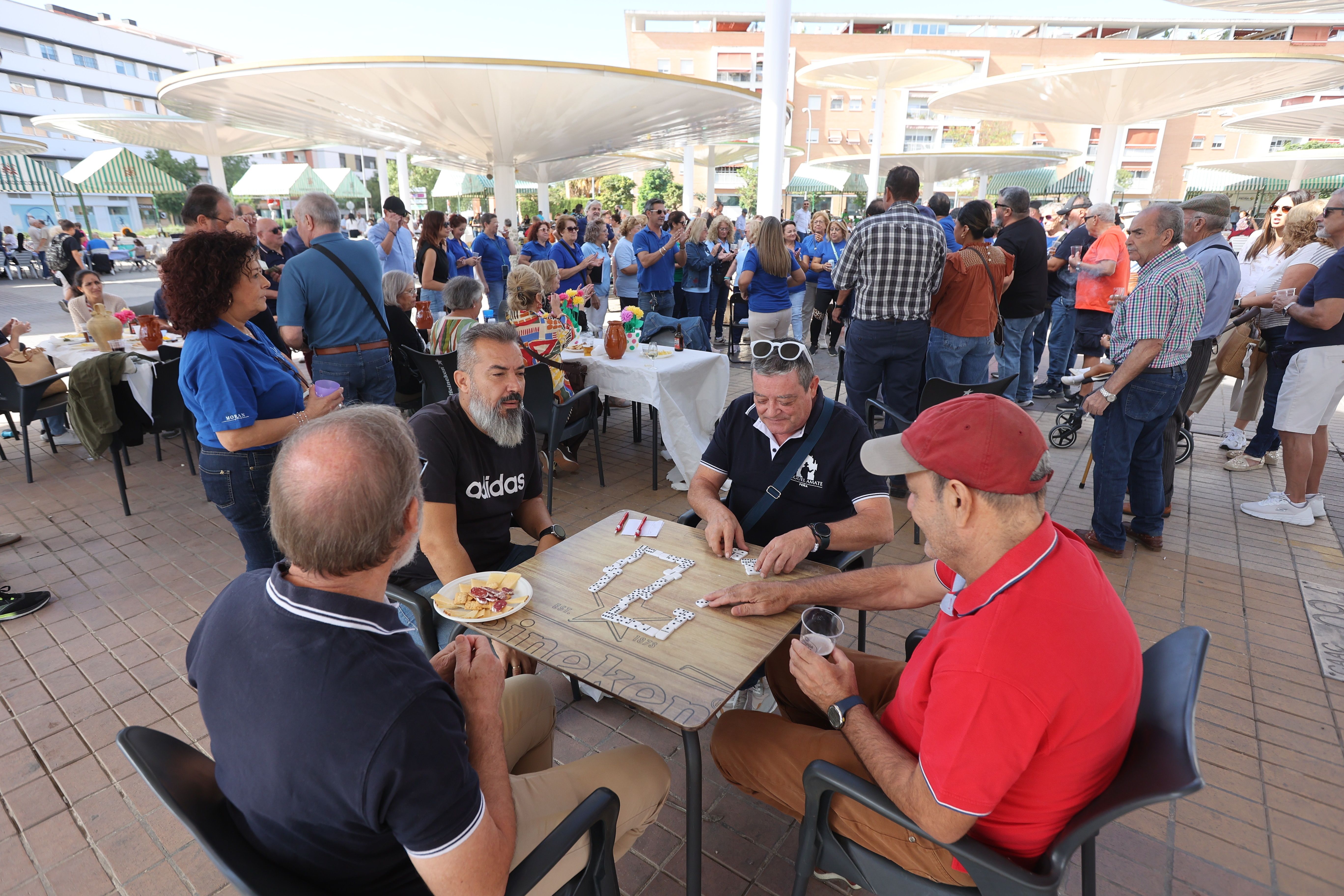 La animada jornada de convivencia de las peñas cordobesas, en imágenes