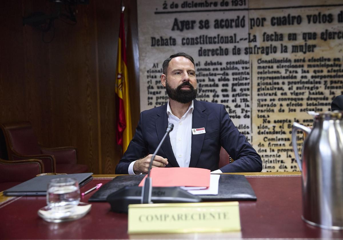 El juez cita al exgerente del PSOE como testigo por los pagos en metálico a Ábalos y Koldo García