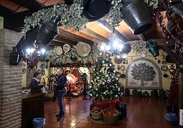 La industria de la Navidad de Rute afronta con optimismo la campaña pese a la subida de costes