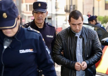 El acusado de matar a su madre en la Nochebuena de 2022 en León asegura «no saber si le hizo daño o no»