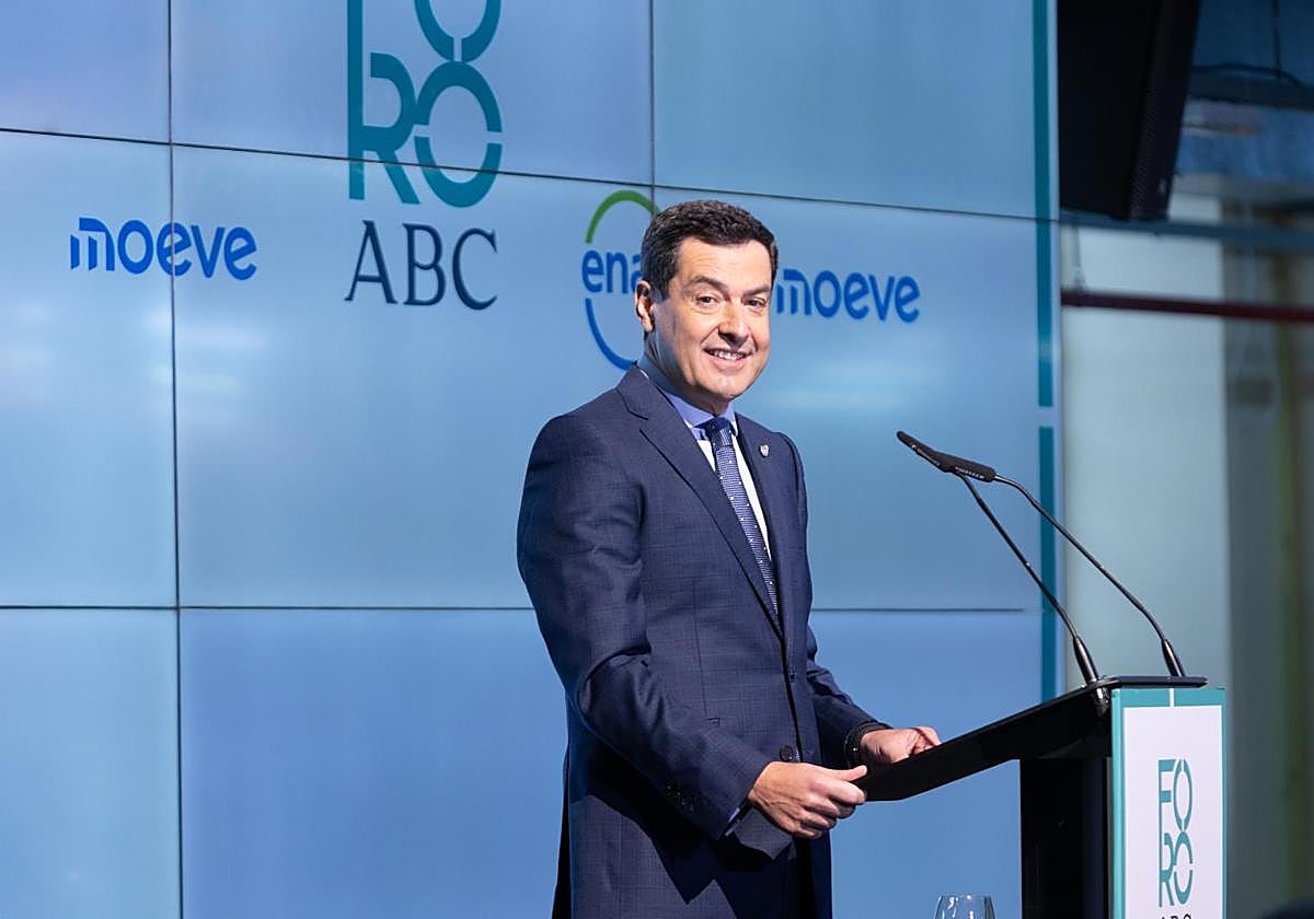 Juanma Moreno, durante el Foro ABC