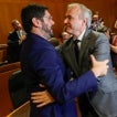 Vox-Aragón acusa a Azcón de asestarle una «puñalada trapera» con la «excusa» del asesor racista y le desafía a presentar presupuestos