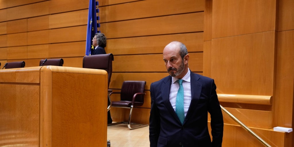 Los senadores del PSOE recibían la nómina a través de una cuenta a nombre del grupo