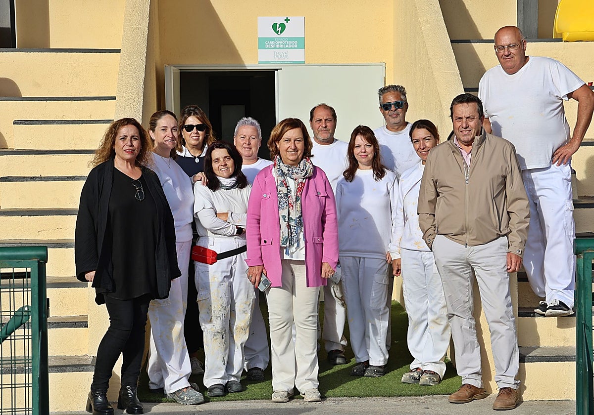 La presidenta de la Diputación y alcaldesa de Mocejón, Concepción Cedillo, y el diputado Pablo Barroso, visitaron el Taller+ de Mocejón