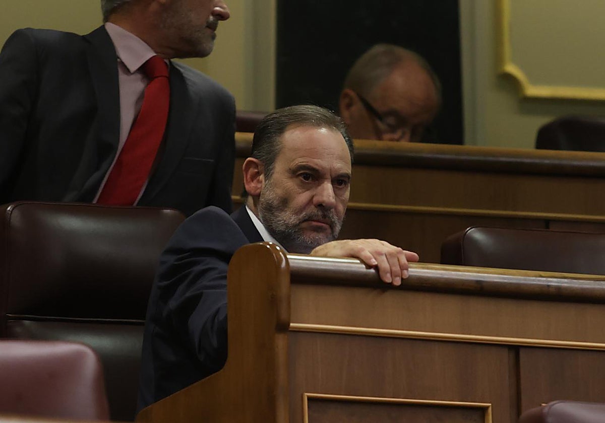 El exministro Ábalos, este miércoles, sentado en su escaño del Congreso de los Diputados