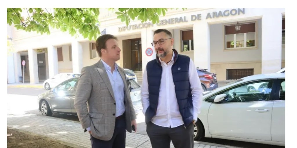 La vuelta de tuerca en el caso del asesor: Vox rompe toda posibilidad de negociar los presupuestos con Azcón