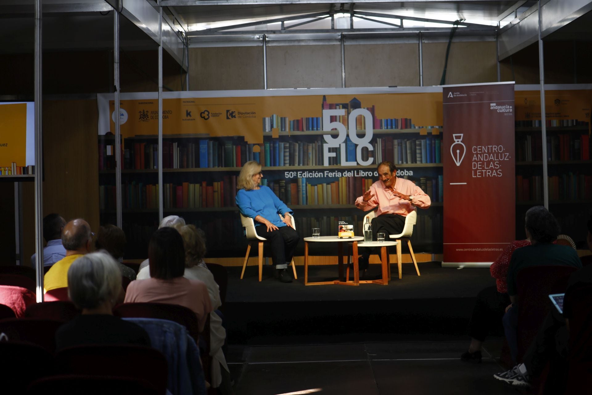 La presentación en la Feria del Libro de Córdoba del libro de Rafael Reig &#039;Lo que sé de Almudena&#039;, en imágenes